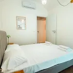 Odissea House
